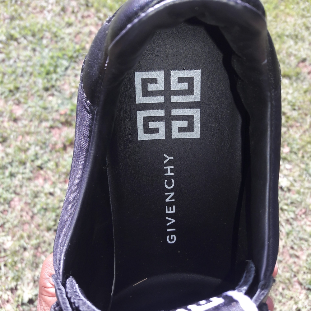 Givenchy Black and White Men's Sneakers - Picture 9 of 12